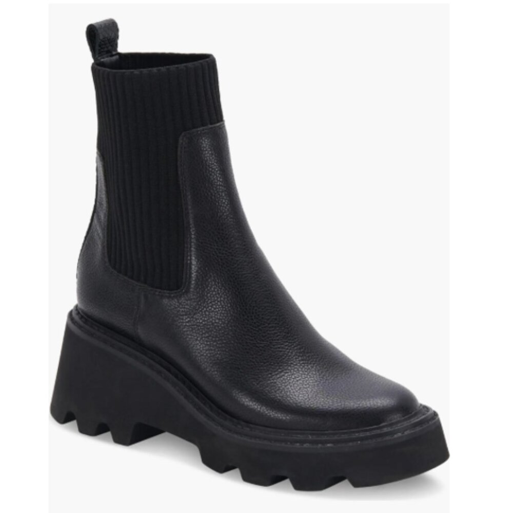 NEW Dolce Vita Hoven H2O Boots. Black Leather. Platform. Waterproof. 7.